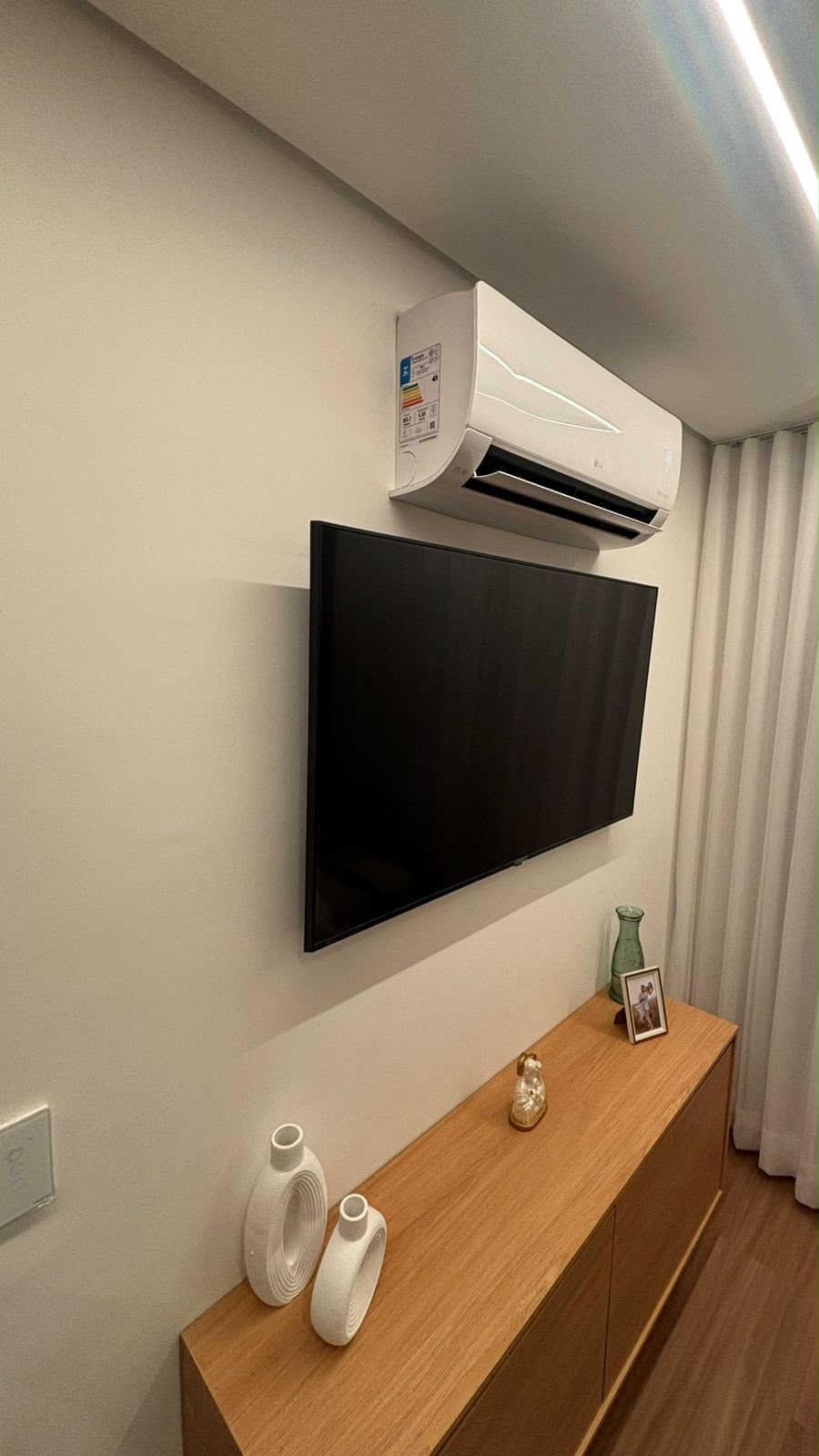Instalação de ar-condicionado realizada pela RF Clima — Instalação residencial